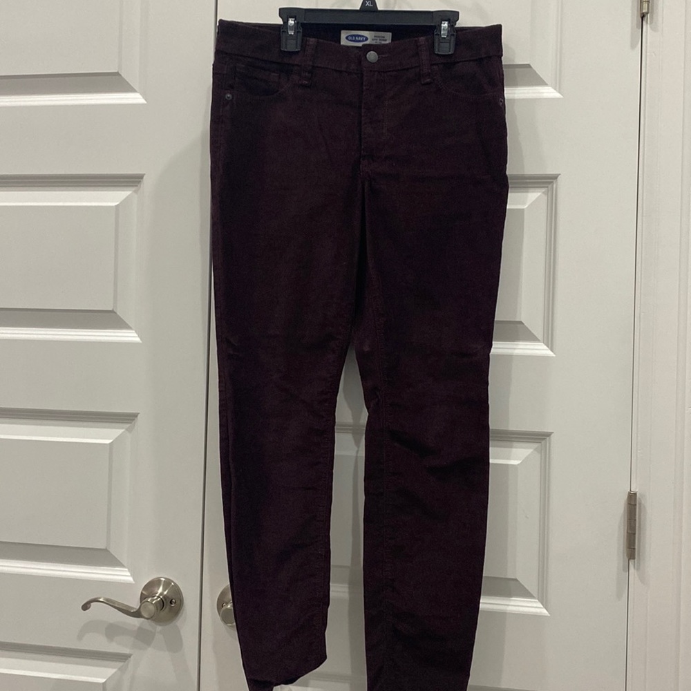 Old Navy "Brown Tupelo", Mid-Rise, Super Skinny, Rockstar Corduroy Pants; Size 8